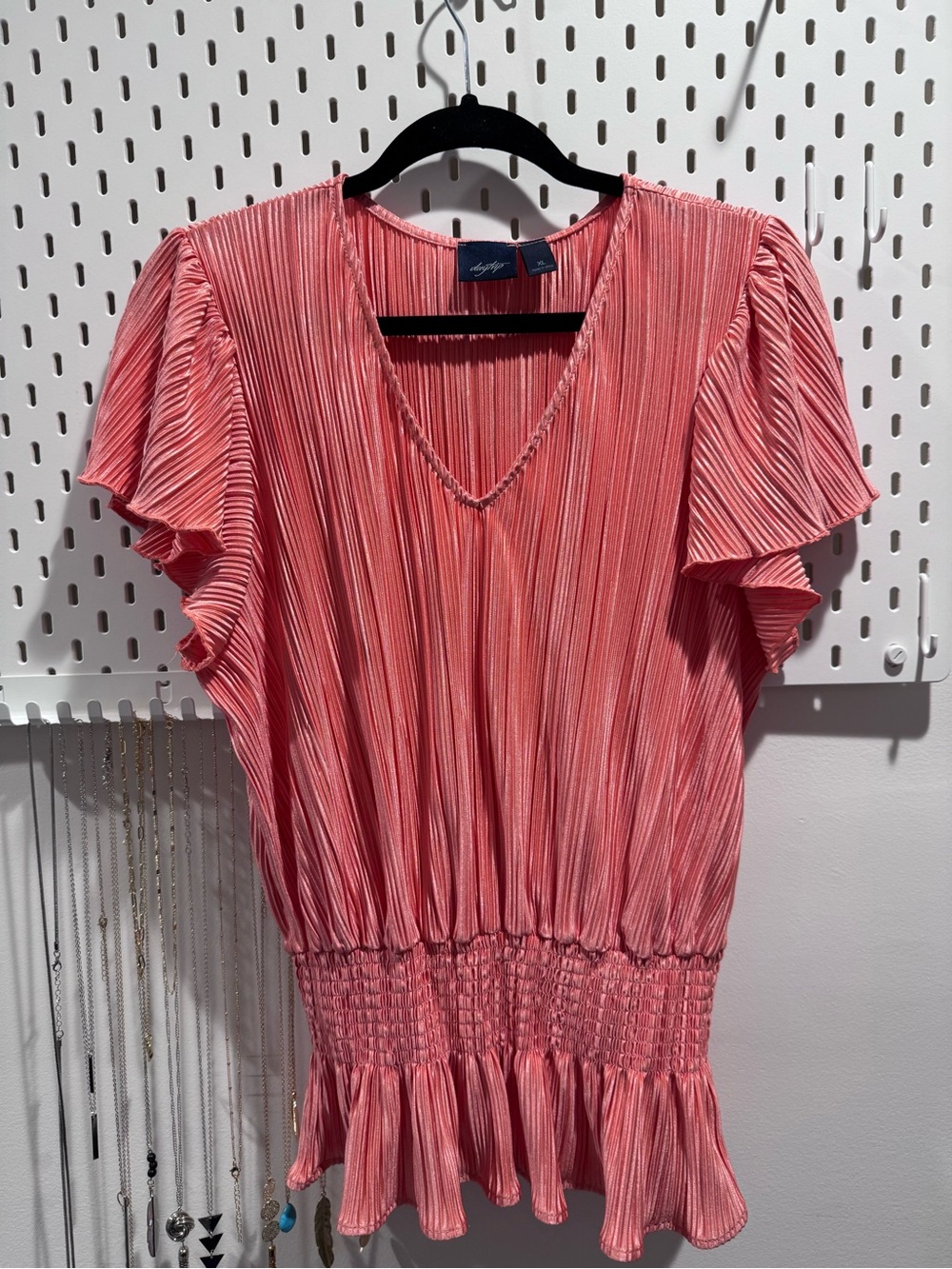 Daytrip Coral Pleated V-Neck Ruffle Hem Blouse